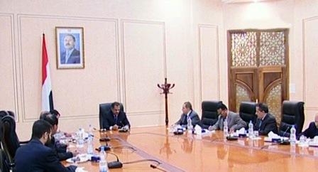 د. مجور لدى لقائه أمس رئيس وأعضاء الهيئة العليا للرقابة على المناقصات